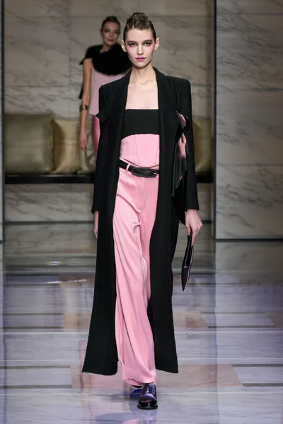 Look 35